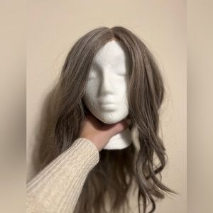 Chelsea smith ASPYN grey lace front wig